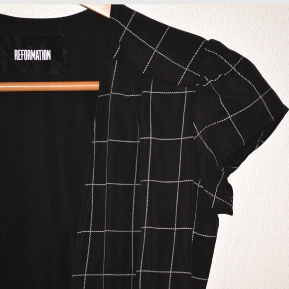 SOLD Reformation Nova Dress, Size XS, NWT SOLD - Picture 4 of 6